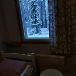 Хостел Kuerkievari Kuerhostel Экясломполо