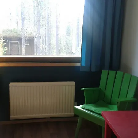Хостел Kuerkievari Kuerhostel Экясломполо
