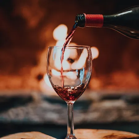 호스텔 Kuerkievari Kuerhostel