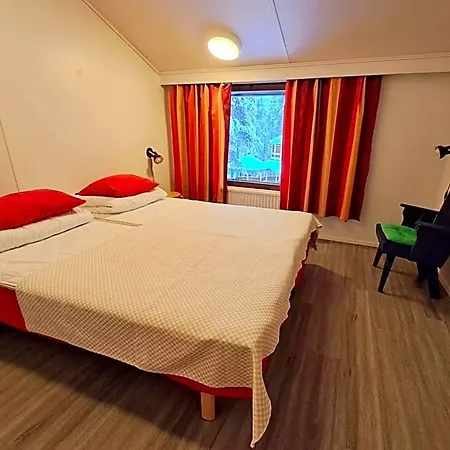 Kuerkievari Kuerhostel * Экясломполо