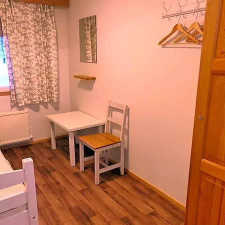 호스텔 Kuerkievari Kuerhostel