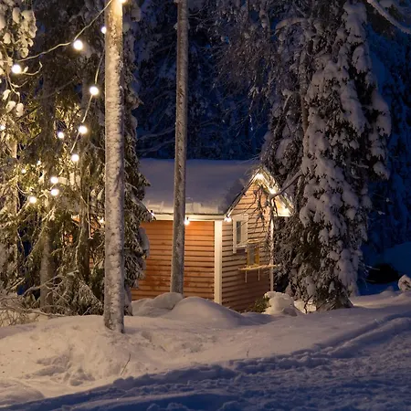 ホステル Kuerkievari Kuerhostel Äkäslompolo