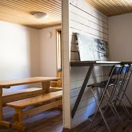 Kuerkievari Kuerhostel * Äkäslompolo