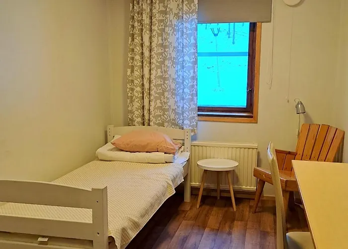 Kuerkievari Kuerhostel אכסניה Äkäslompolo