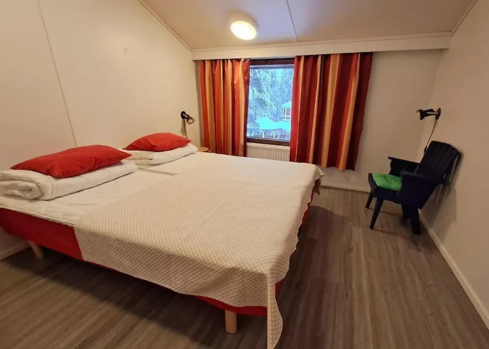 Vandrarhem Kuerkievari Kuerhostel Äkäslompolo