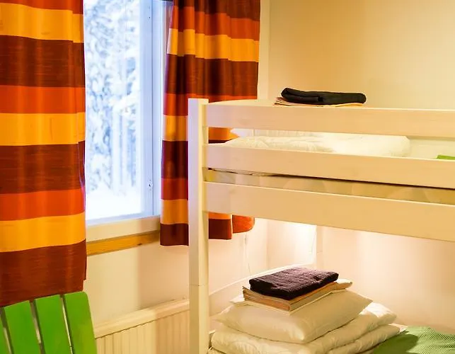 Kuerkievari Kuerhostel אכסניה Äkäslompolo