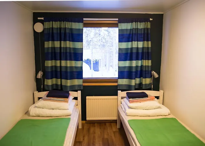 Kuerkievari Kuerhostel Vandrarhem Äkäslompolo